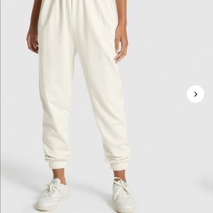 Whitney Simmons loose joggers